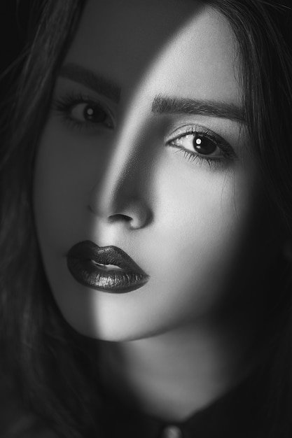 Retrato editorial, faixa de luz
